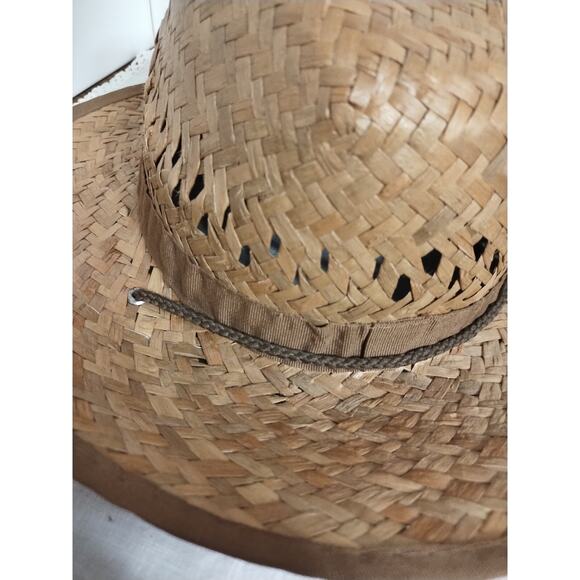 Western Style Straw Hat w/Leaf Vent & Adjustable Chin Strap 23" around inside - Picture 3 of 4